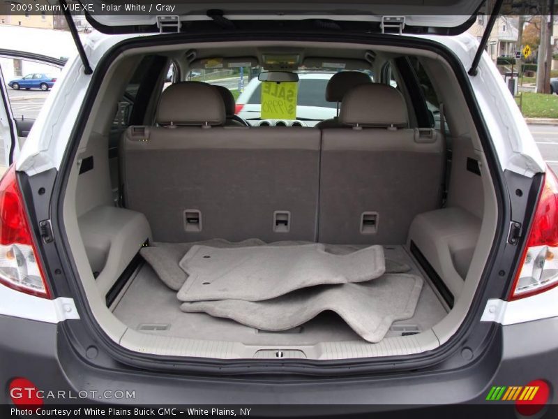 Polar White / Gray 2009 Saturn VUE XE