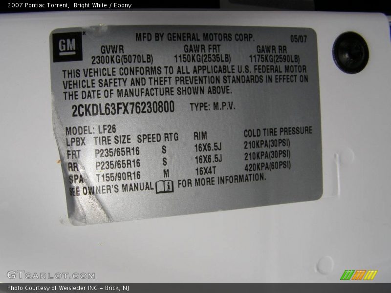 Bright White / Ebony 2007 Pontiac Torrent
