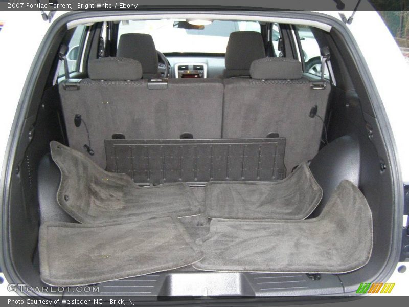 Bright White / Ebony 2007 Pontiac Torrent