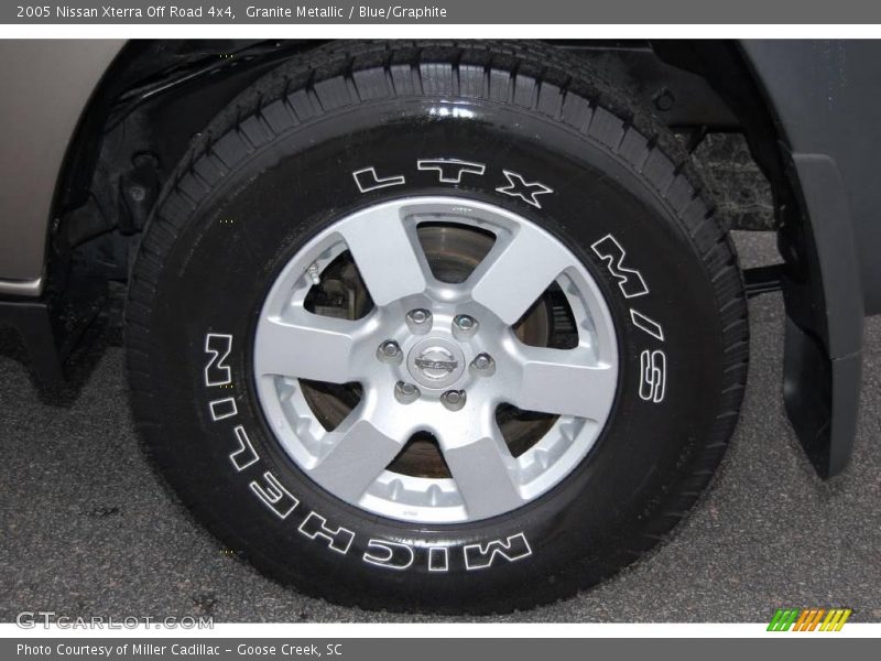 Granite Metallic / Blue/Graphite 2005 Nissan Xterra Off Road 4x4