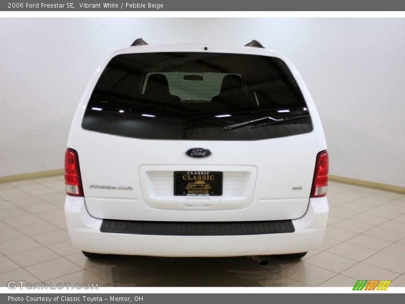 Vibrant White / Pebble Beige 2006 Ford Freestar SE