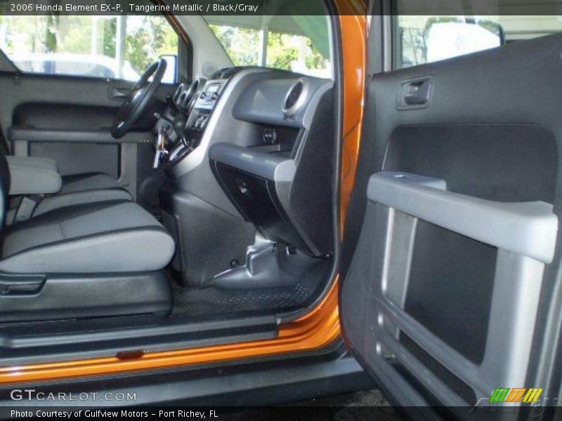 Tangerine Metallic / Black/Gray 2006 Honda Element EX-P