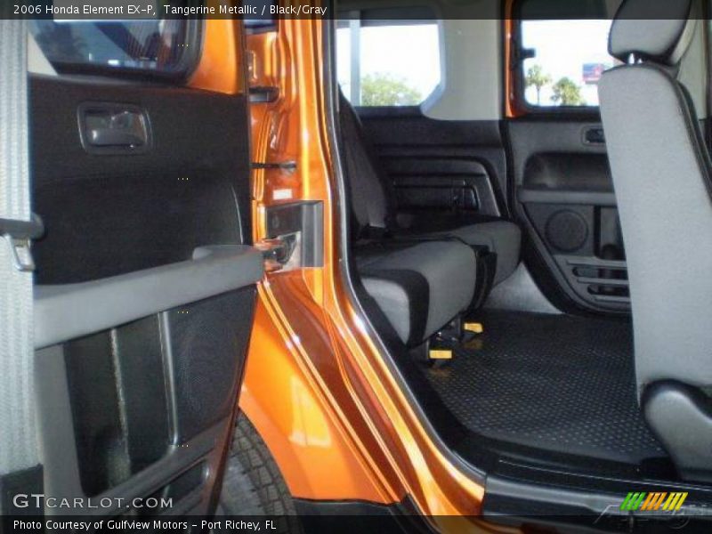 Tangerine Metallic / Black/Gray 2006 Honda Element EX-P