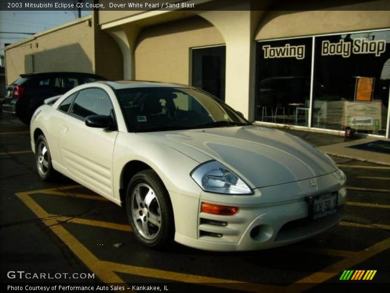 Dover White Pearl / Sand Blast 2003 Mitsubishi Eclipse GS Coupe