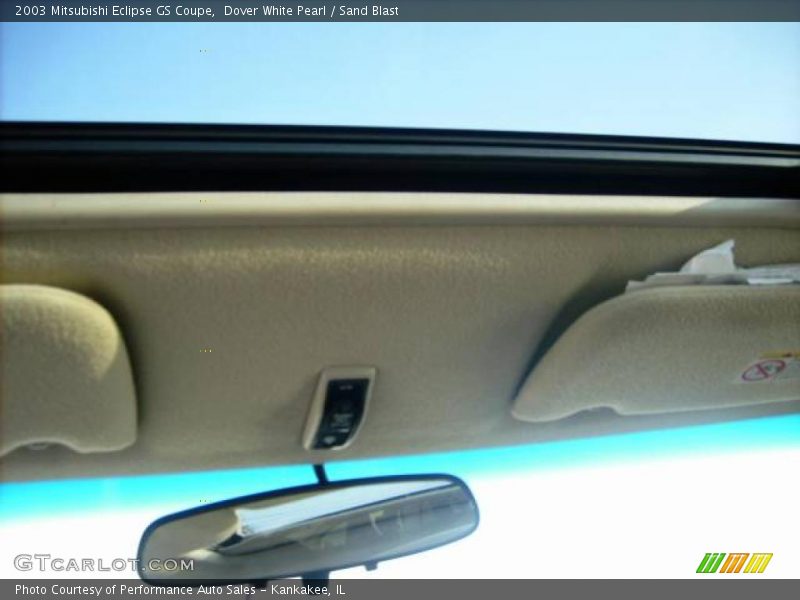 Dover White Pearl / Sand Blast 2003 Mitsubishi Eclipse GS Coupe