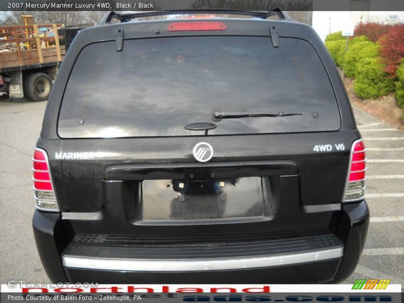 Black / Black 2007 Mercury Mariner Luxury 4WD