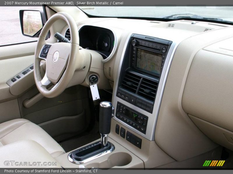 Silver Birch Metallic / Camel 2007 Mercury Mountaineer Premier AWD