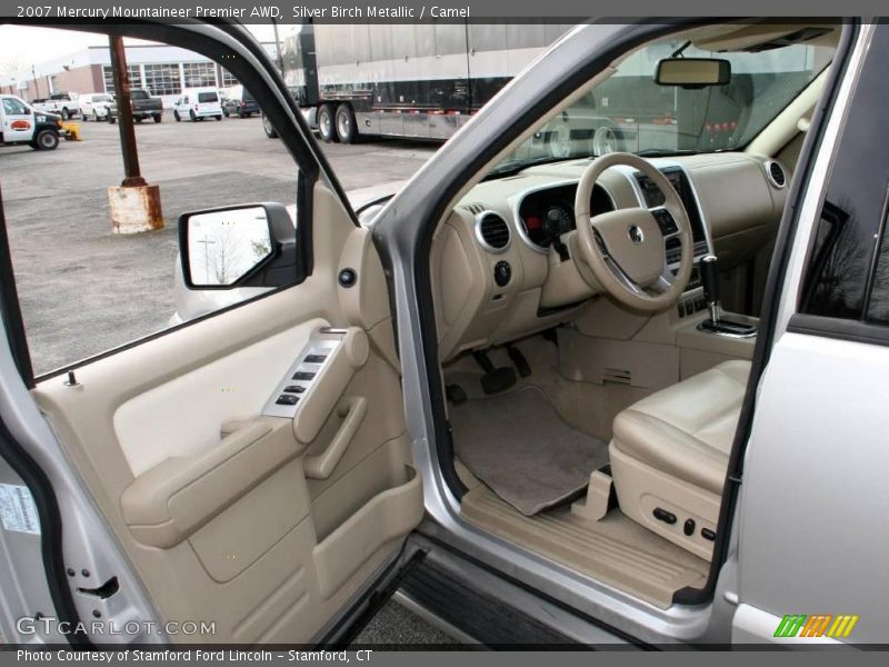 Silver Birch Metallic / Camel 2007 Mercury Mountaineer Premier AWD