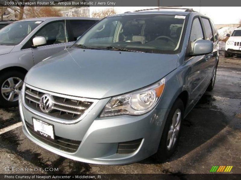 Antigua Blue Metallic / Aero Grey 2009 Volkswagen Routan SE