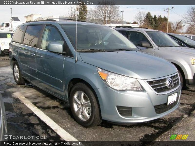 Antigua Blue Metallic / Aero Grey 2009 Volkswagen Routan SE