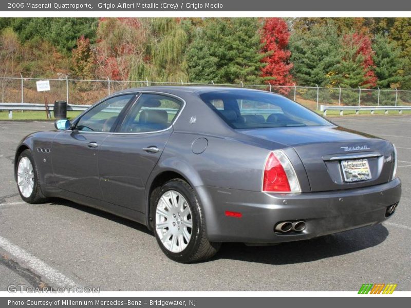 Grigio Alfieri Metallic (Grey) / Grigio Medio 2006 Maserati Quattroporte