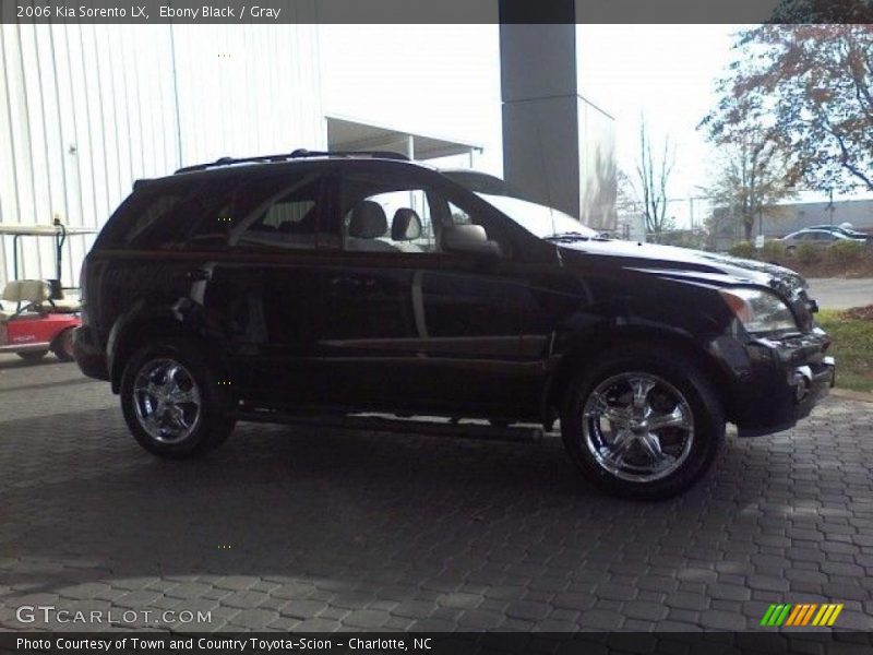 Ebony Black / Gray 2006 Kia Sorento LX
