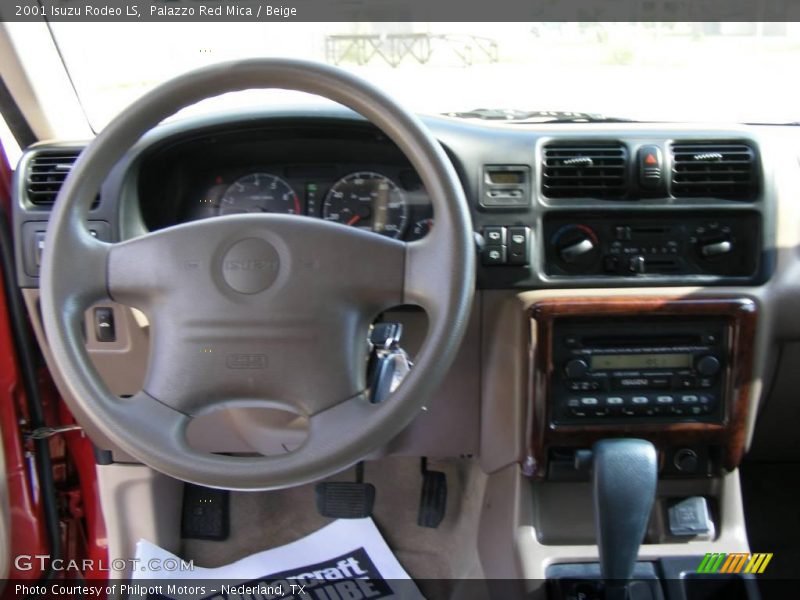 Palazzo Red Mica / Beige 2001 Isuzu Rodeo LS