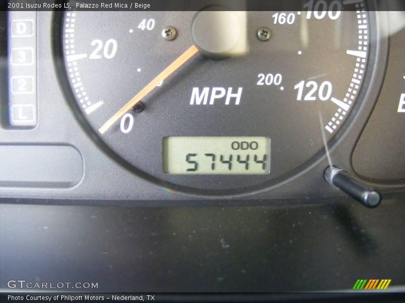 Palazzo Red Mica / Beige 2001 Isuzu Rodeo LS