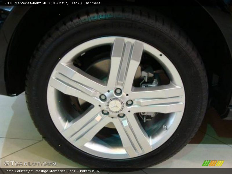 Black / Cashmere 2010 Mercedes-Benz ML 350 4Matic