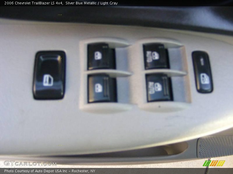 Silver Blue Metallic / Light Gray 2006 Chevrolet TrailBlazer LS 4x4