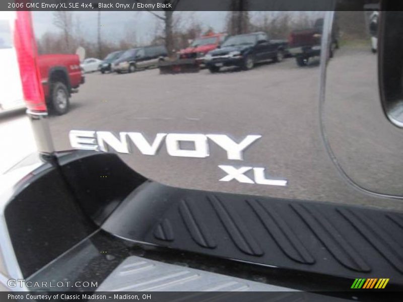 Black Onyx / Ebony Black 2006 GMC Envoy XL SLE 4x4