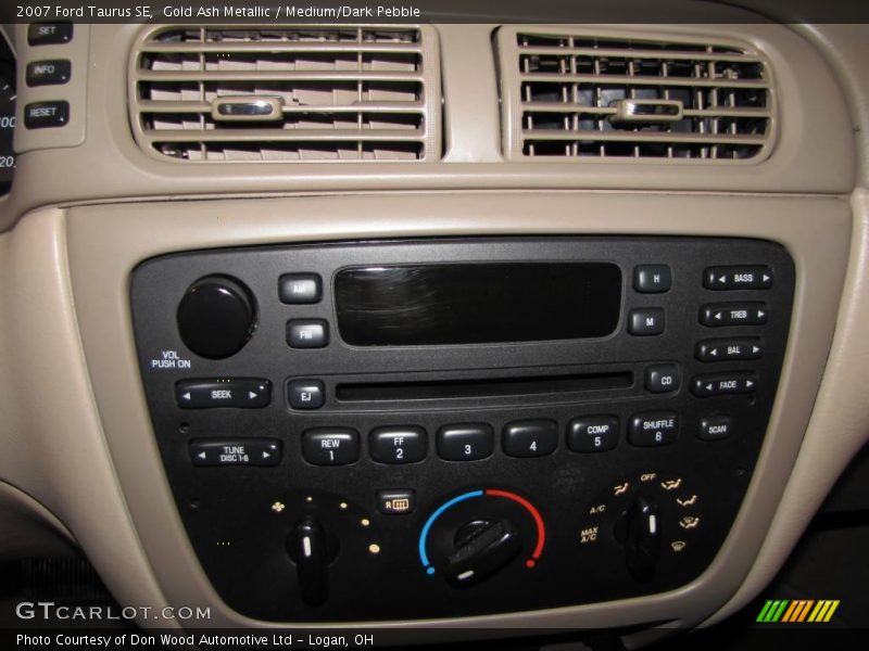 Gold Ash Metallic / Medium/Dark Pebble 2007 Ford Taurus SE