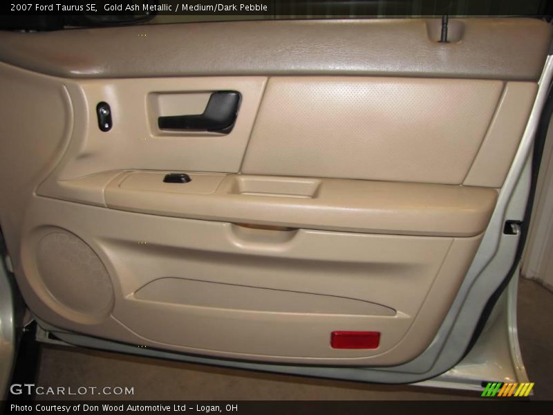 Gold Ash Metallic / Medium/Dark Pebble 2007 Ford Taurus SE