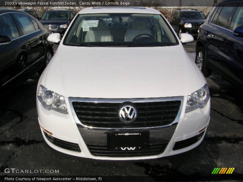 Candy White / Cornsilk Beige 2009 Volkswagen Passat Komfort Sedan