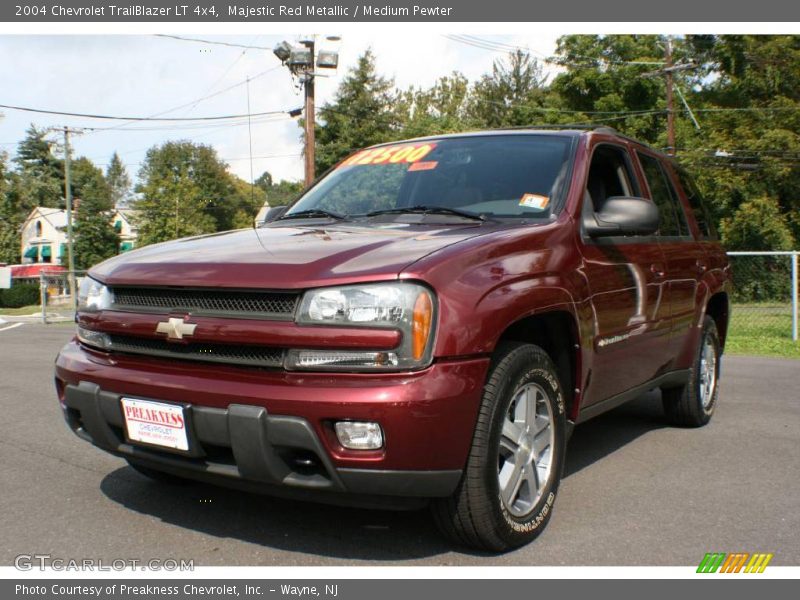 Majestic Red Metallic / Medium Pewter 2004 Chevrolet TrailBlazer LT 4x4