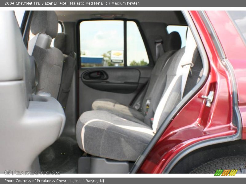 Majestic Red Metallic / Medium Pewter 2004 Chevrolet TrailBlazer LT 4x4