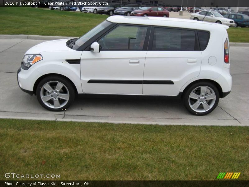 Clear White / Red/Black Sport Cloth 2010 Kia Soul Sport