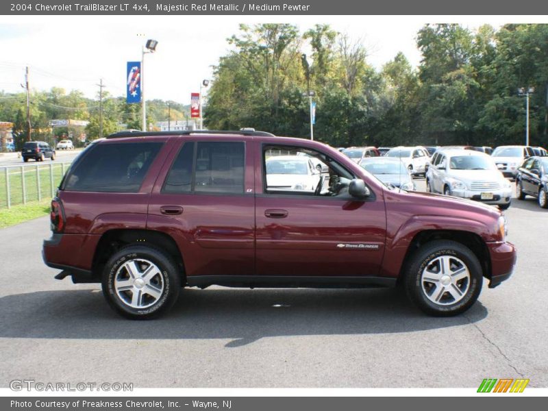 Majestic Red Metallic / Medium Pewter 2004 Chevrolet TrailBlazer LT 4x4