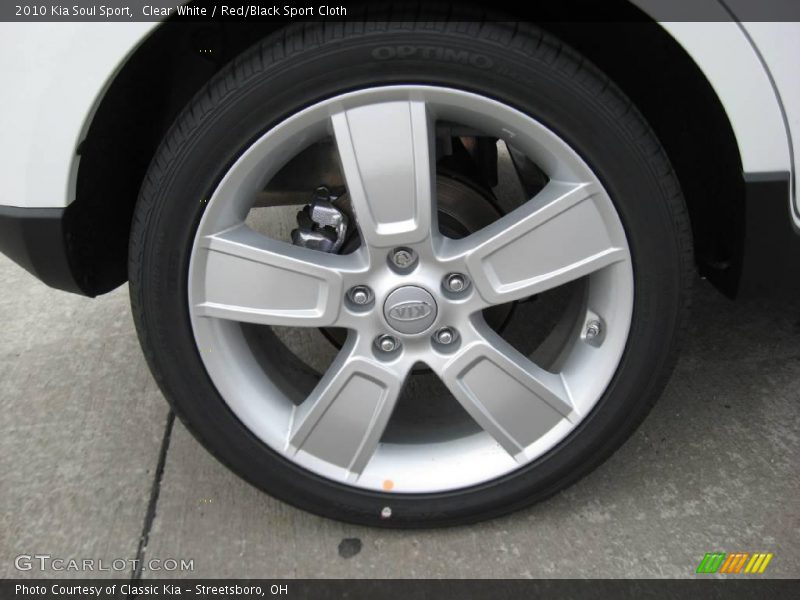Clear White / Red/Black Sport Cloth 2010 Kia Soul Sport