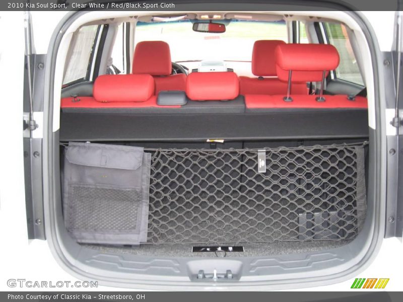 Clear White / Red/Black Sport Cloth 2010 Kia Soul Sport