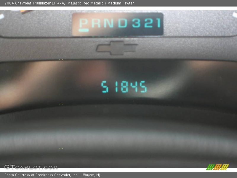 Majestic Red Metallic / Medium Pewter 2004 Chevrolet TrailBlazer LT 4x4