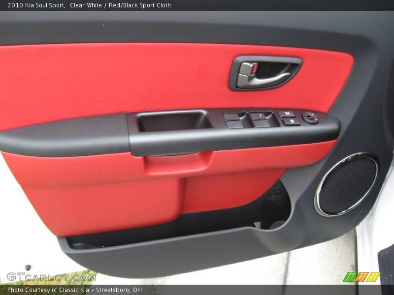 Clear White / Red/Black Sport Cloth 2010 Kia Soul Sport