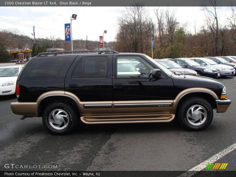 Onyx Black / Beige 2000 Chevrolet Blazer LT 4x4