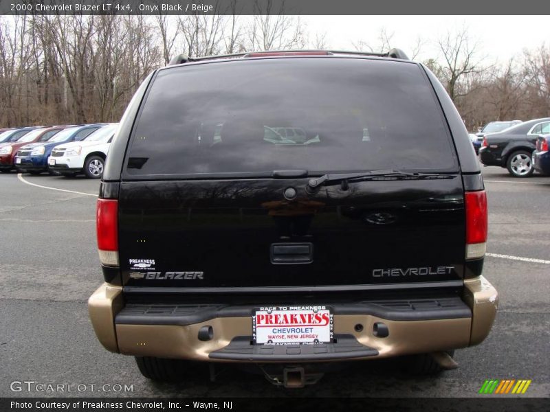 Onyx Black / Beige 2000 Chevrolet Blazer LT 4x4