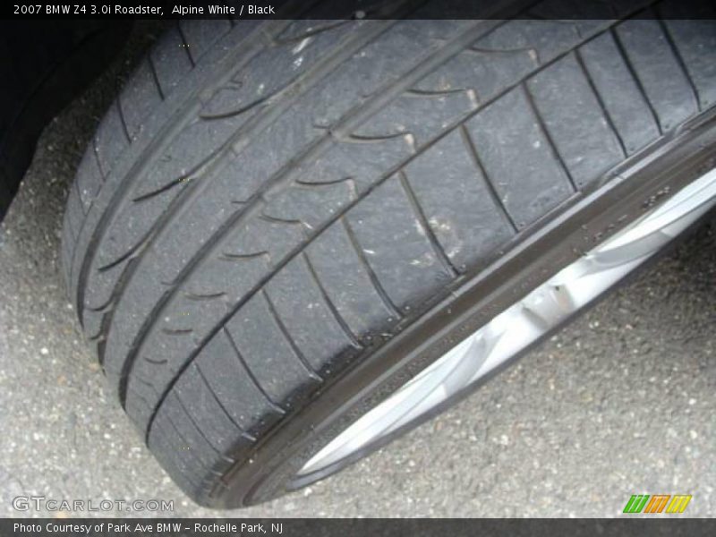 Alpine White / Black 2007 BMW Z4 3.0i Roadster