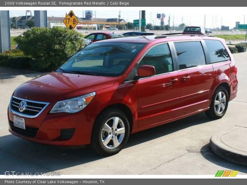 Pomegranate Red Metallic / Gobi Beige 2009 Volkswagen Routan SE