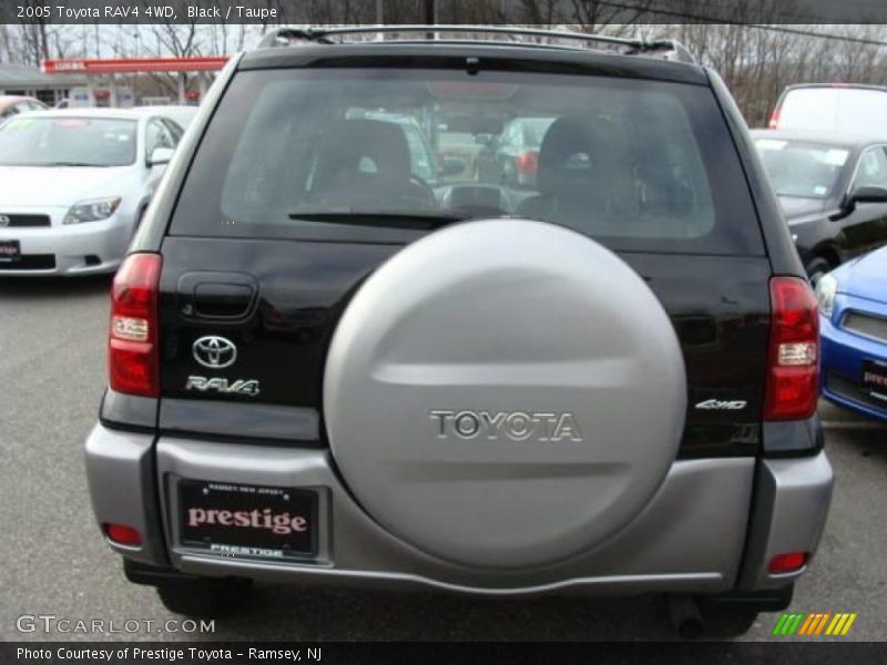 Black / Taupe 2005 Toyota RAV4 4WD