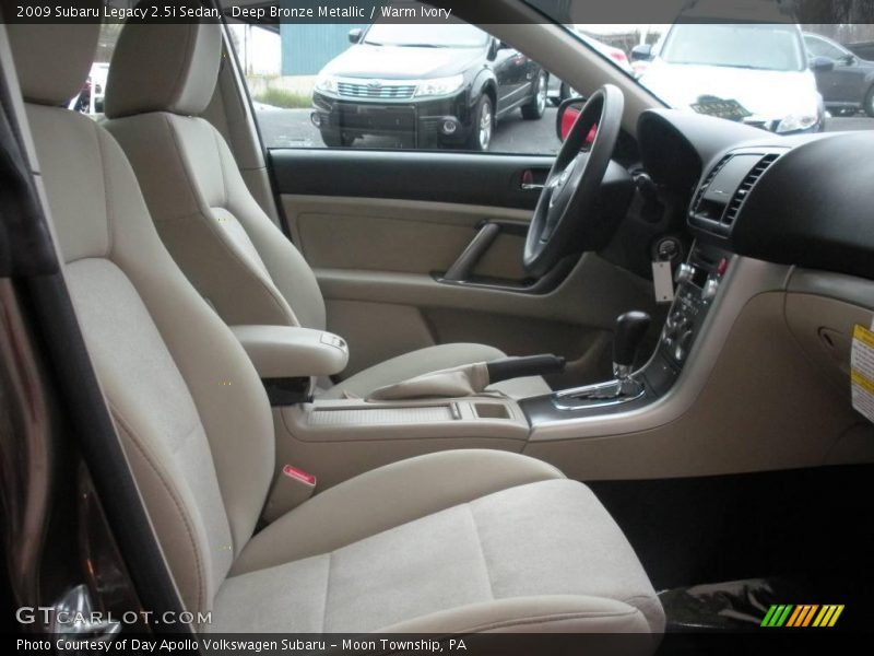 Deep Bronze Metallic / Warm Ivory 2009 Subaru Legacy 2.5i Sedan