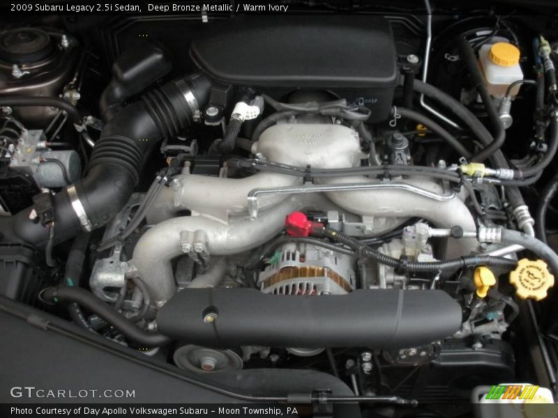 Deep Bronze Metallic / Warm Ivory 2009 Subaru Legacy 2.5i Sedan
