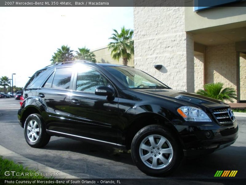 Black / Macadamia 2007 Mercedes-Benz ML 350 4Matic
