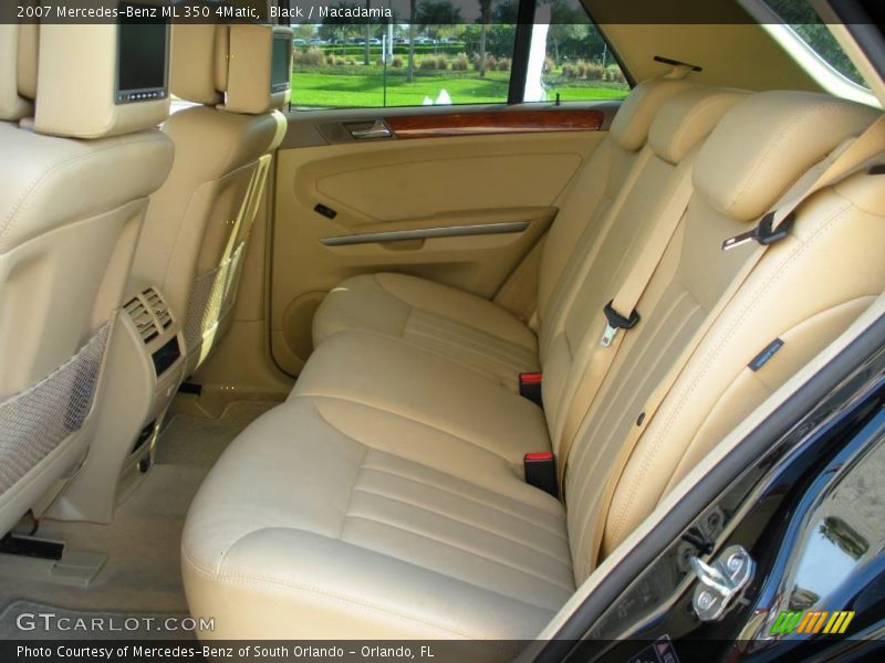 Black / Macadamia 2007 Mercedes-Benz ML 350 4Matic