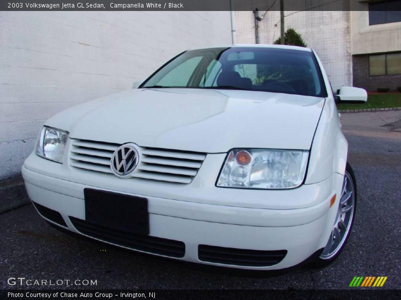 Campanella White / Black 2003 Volkswagen Jetta GL Sedan