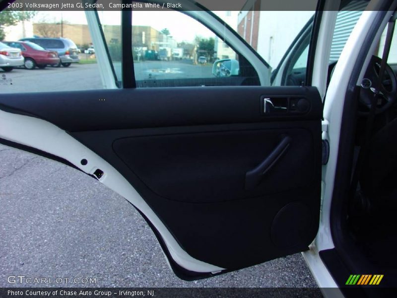 Campanella White / Black 2003 Volkswagen Jetta GL Sedan