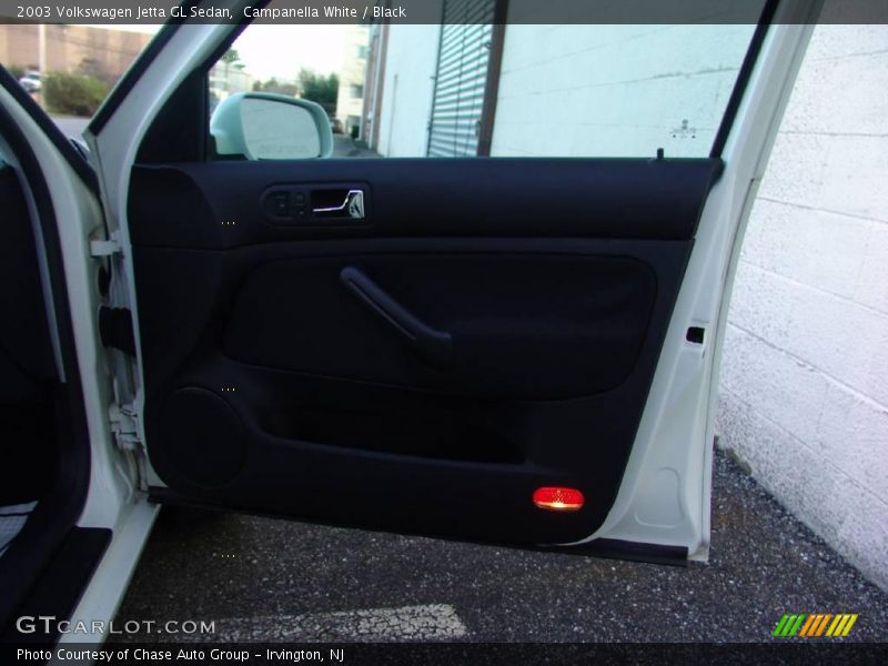 Campanella White / Black 2003 Volkswagen Jetta GL Sedan