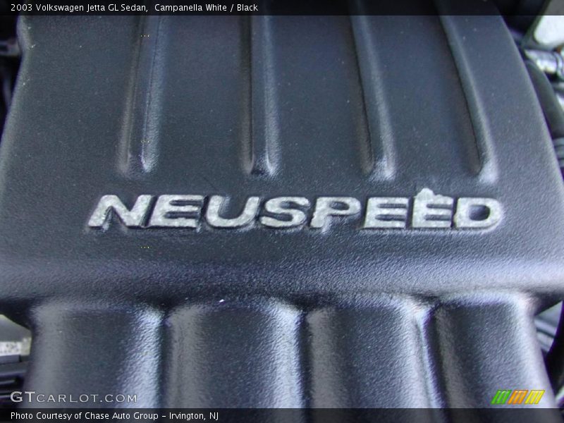 Campanella White / Black 2003 Volkswagen Jetta GL Sedan