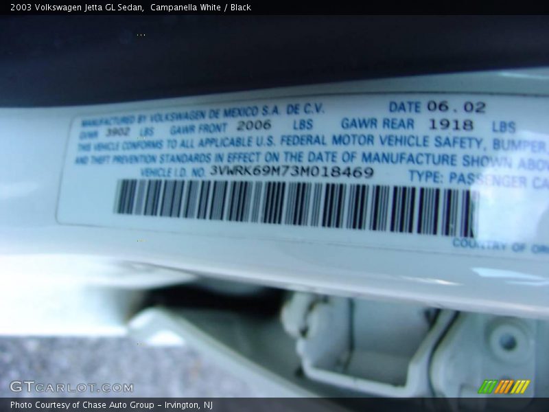Campanella White / Black 2003 Volkswagen Jetta GL Sedan
