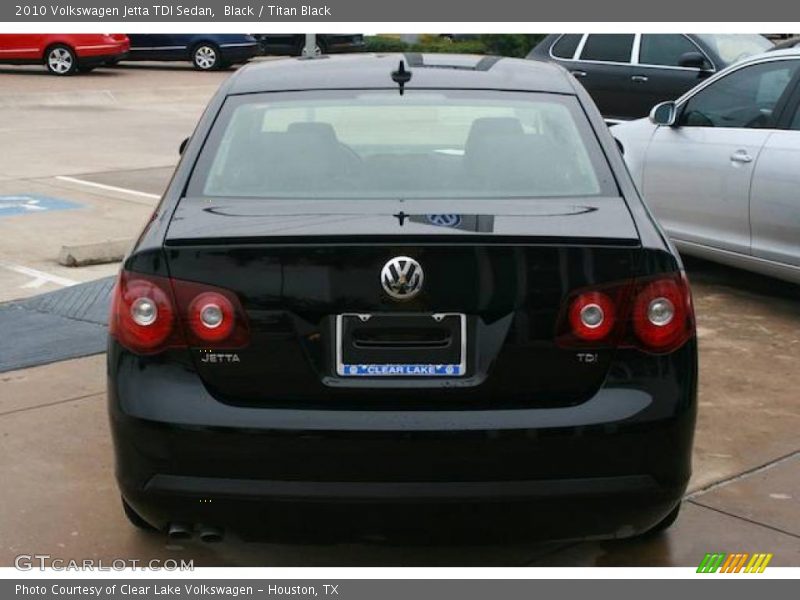 Black / Titan Black 2010 Volkswagen Jetta TDI Sedan