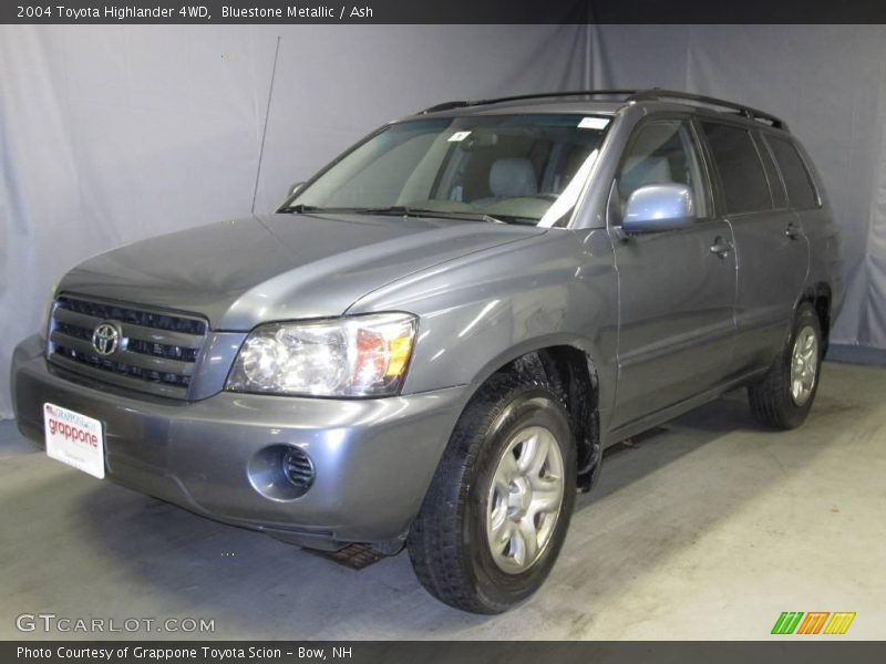 Bluestone Metallic / Ash 2004 Toyota Highlander 4WD