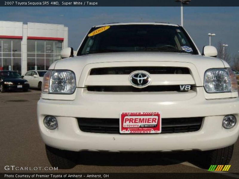 Super White / Taupe 2007 Toyota Sequoia SR5 4WD