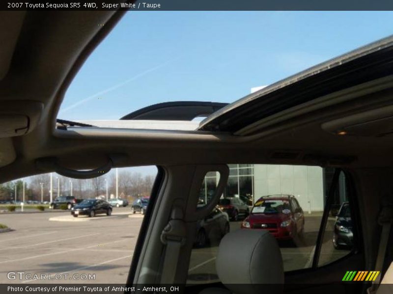 Super White / Taupe 2007 Toyota Sequoia SR5 4WD